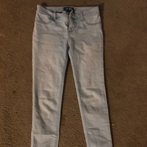 Lightwash skinny jeans